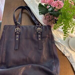 MICHAEL Michael Kors Purple Shoulder Bag with Elegant Design